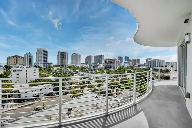 $11,000 | 612 Bayshore Drive, Unit 802, Fort Lauderdale, FL 33304