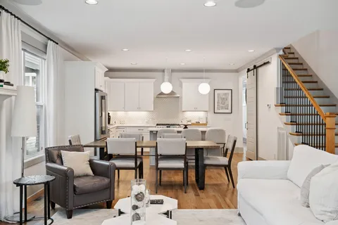 $840,000 | 913 South Street, Nashville, TN 37203