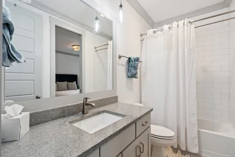 $840,000 | 913 South Street, Nashville, TN 37203