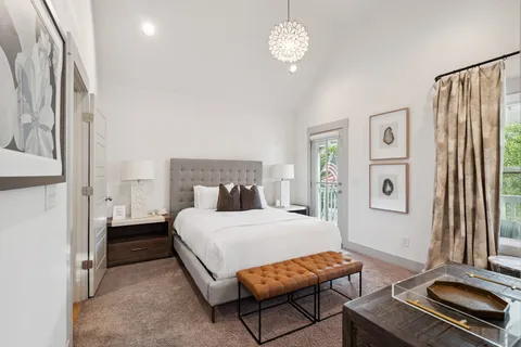 $840,000 | 913 South Street, Nashville, TN 37203