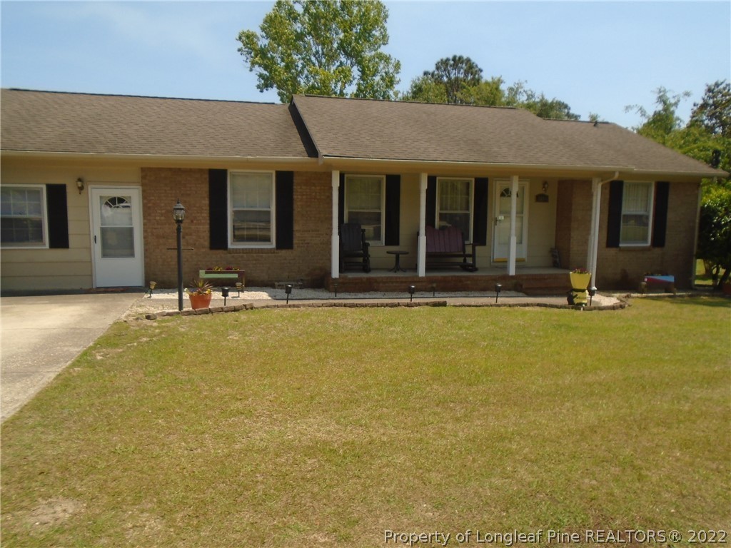 3509 Golfview Road Hope Mills, NC 28348 - Photo 2 of 10 Gallery Image 2
