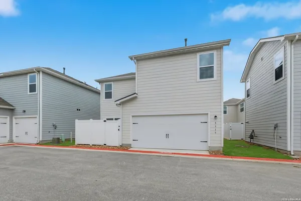 $1,850 | 5919 Cooper Cash, San Antonio, TX 78252