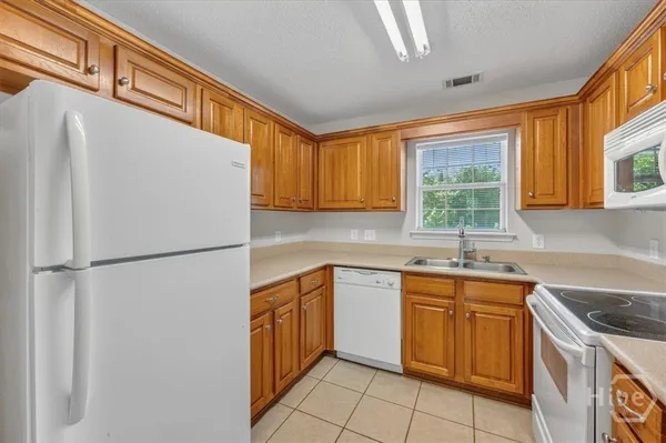 $189,900 | 76 Al Henderson Boulevard, Unit E1, Savannah, GA 31419
