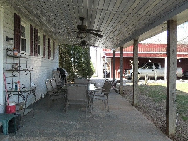 2555 Lickskillet Road Olmstead, KY 42265 - Photo 3 of 16 Gallery Image 3