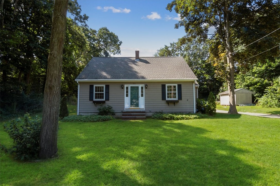 211 Post Road Westerly, RI 02891 - Photo 3 of 29