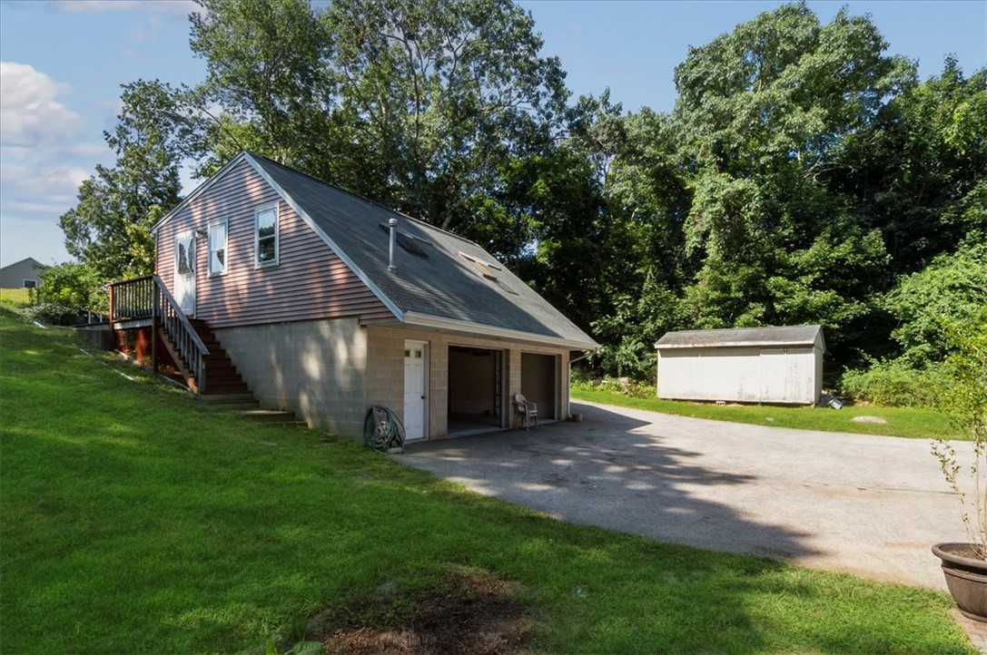 211 Post Road Westerly, RI 02891 - Photo 8 of 29