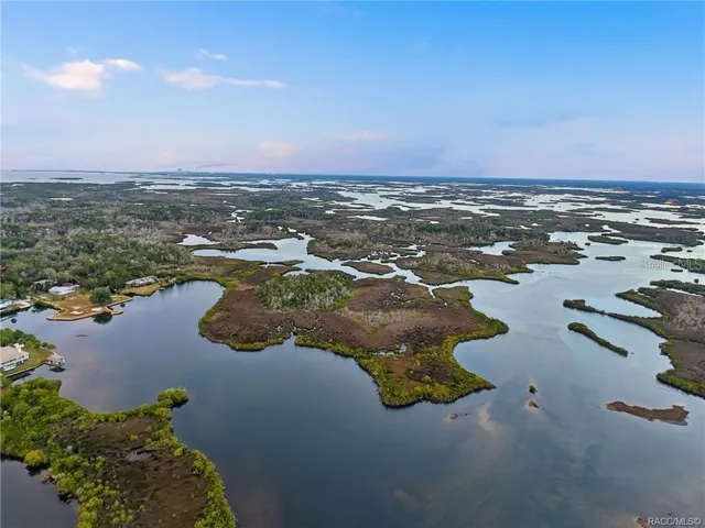 $320,000 | 14190 West Sutton Court, Crystal River, FL 34429