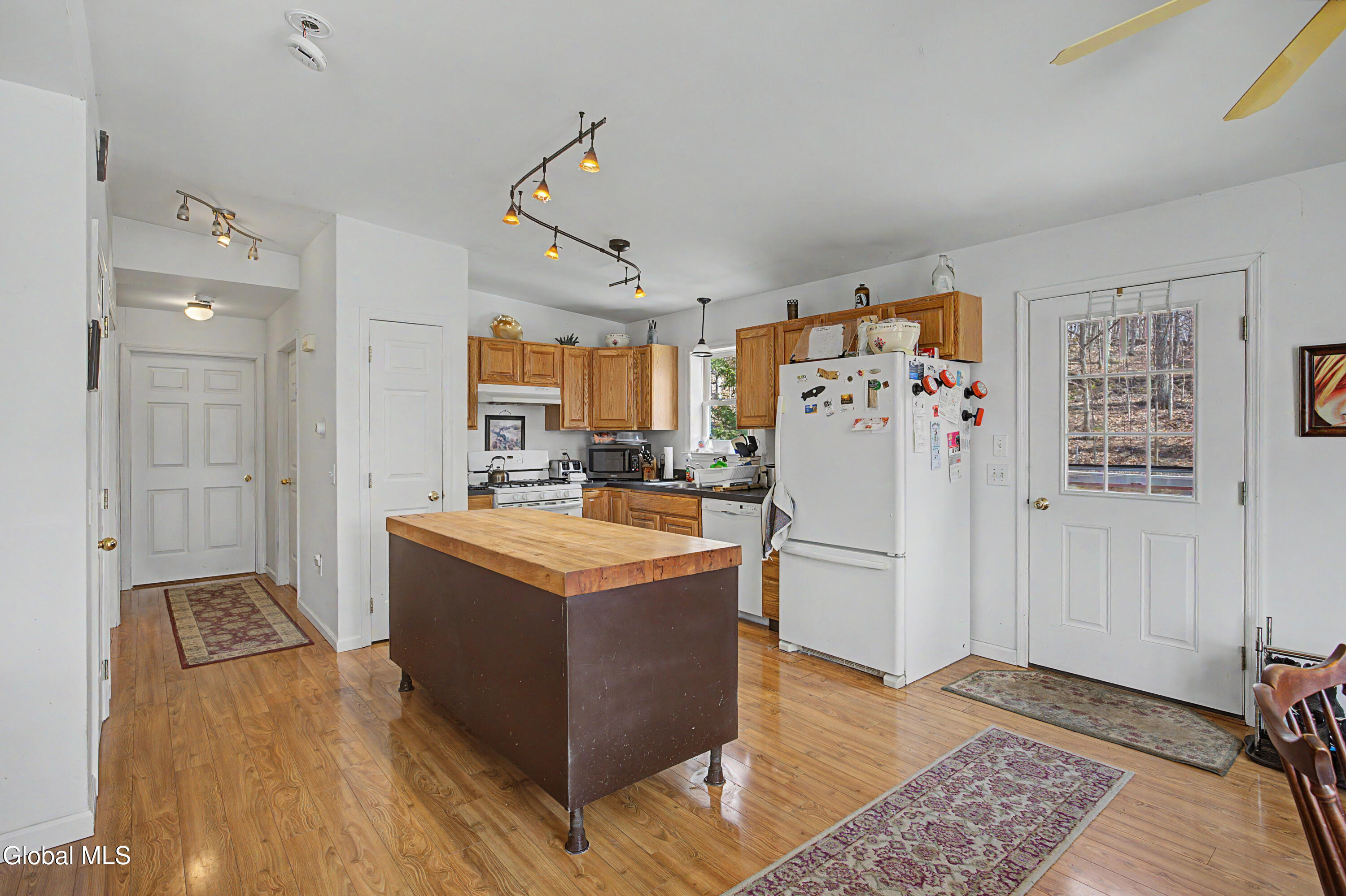 229 Summit Lake Road Argyle, NY 12809 - Photo 4 of 37 16