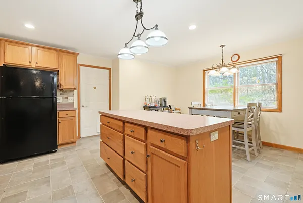 $515,000 | 18 Bob White Way, Plainfield, CT 06354