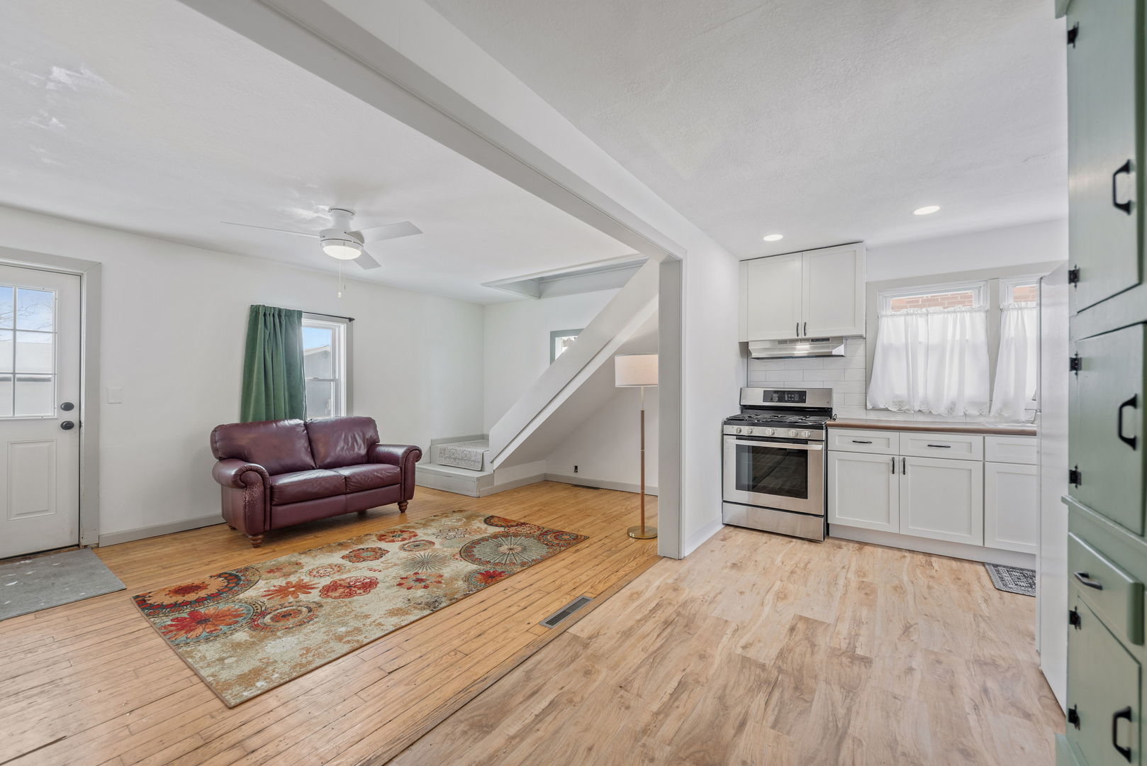 105 3rd Street Martinton, IL 60951 - Photo 3 of 17