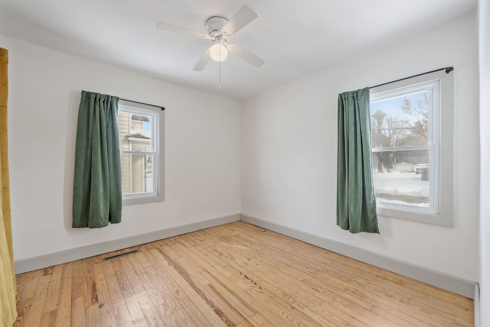 105 3rd Street Martinton, IL 60951 - Photo 8 of 17