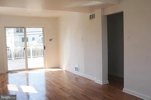 $374,999 | 307 Park Circle, Norwood, PA 19074