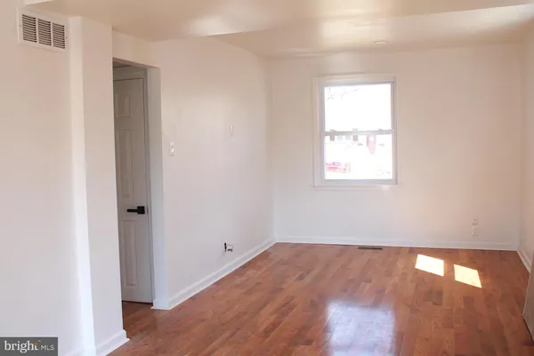 $374,999 | 307 Park Circle, Norwood, PA 19074