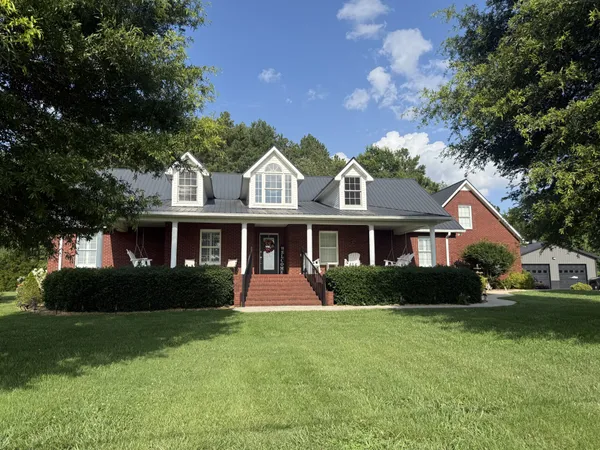 $689,000 | 646 Indian Creek Road, Huntland, TN 37345