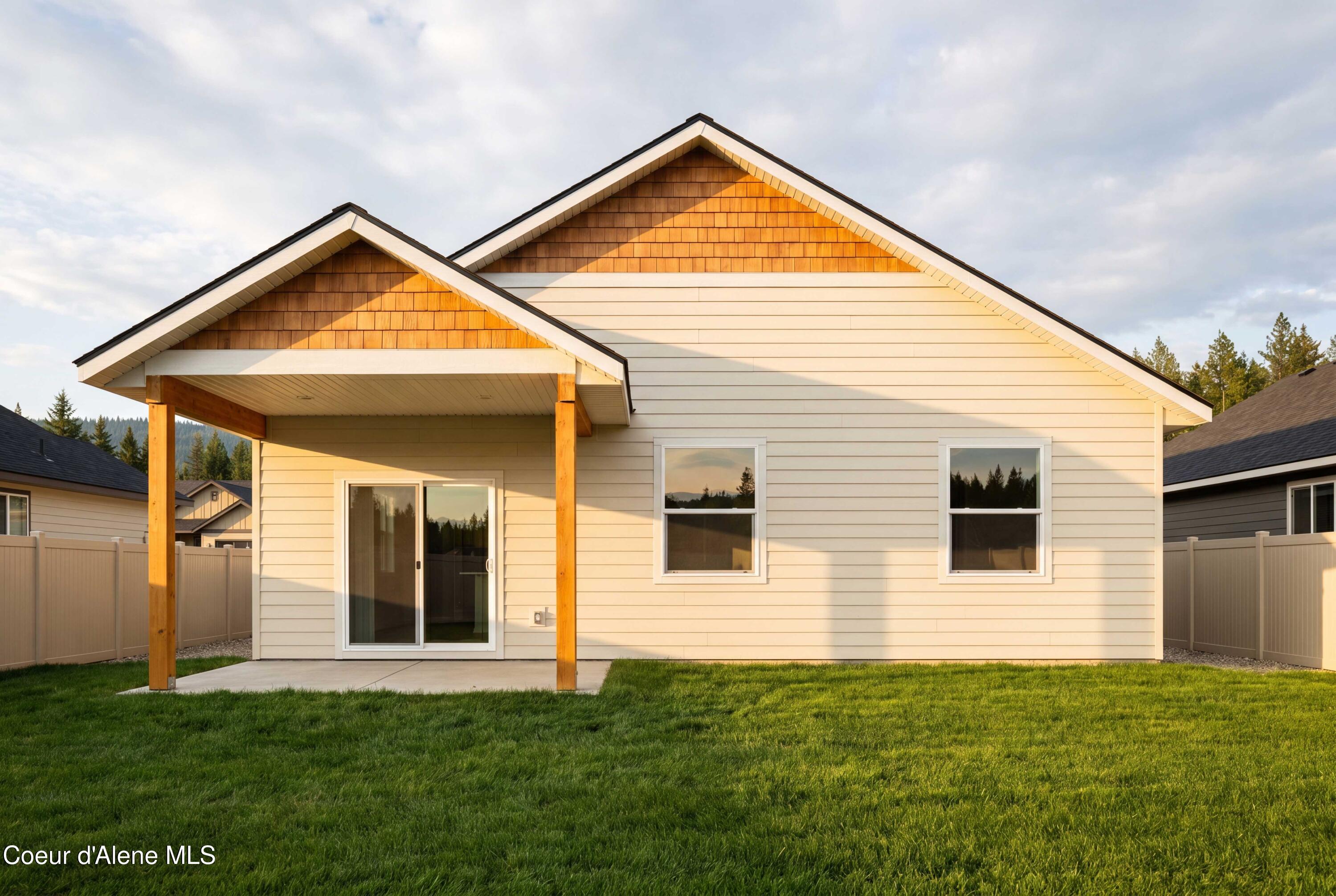 6 Bluegrass Avenue Sandpoint, ID 83864 - Photo 4 of 11 Cambridgerear