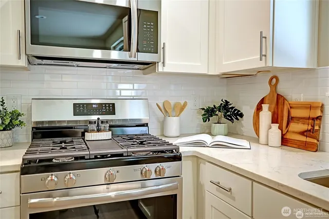 $2,795 | 2801 Huckleberry Lane, Camano Island, WA 98282