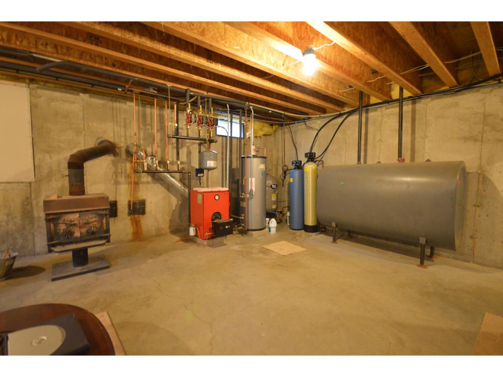125 Mills Road Lebanon, ME 04027 - Photo 3 of 31 Gallery Image 3