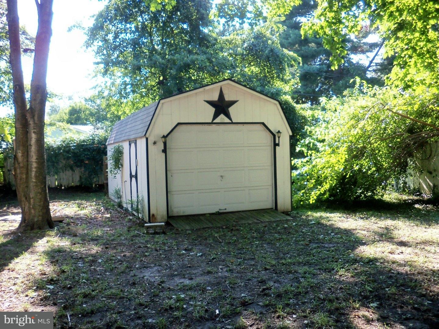 149 Saxton Road Dover, DE 19901 - Photo 20 of 25 Storage Shed