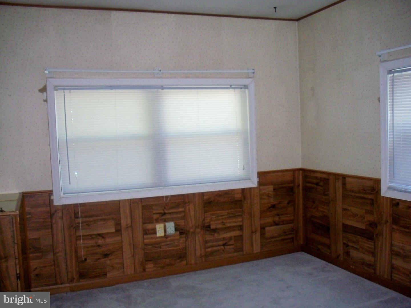 149 Saxton Road Dover, DE 19901 - Photo 4 of 25 Family Room