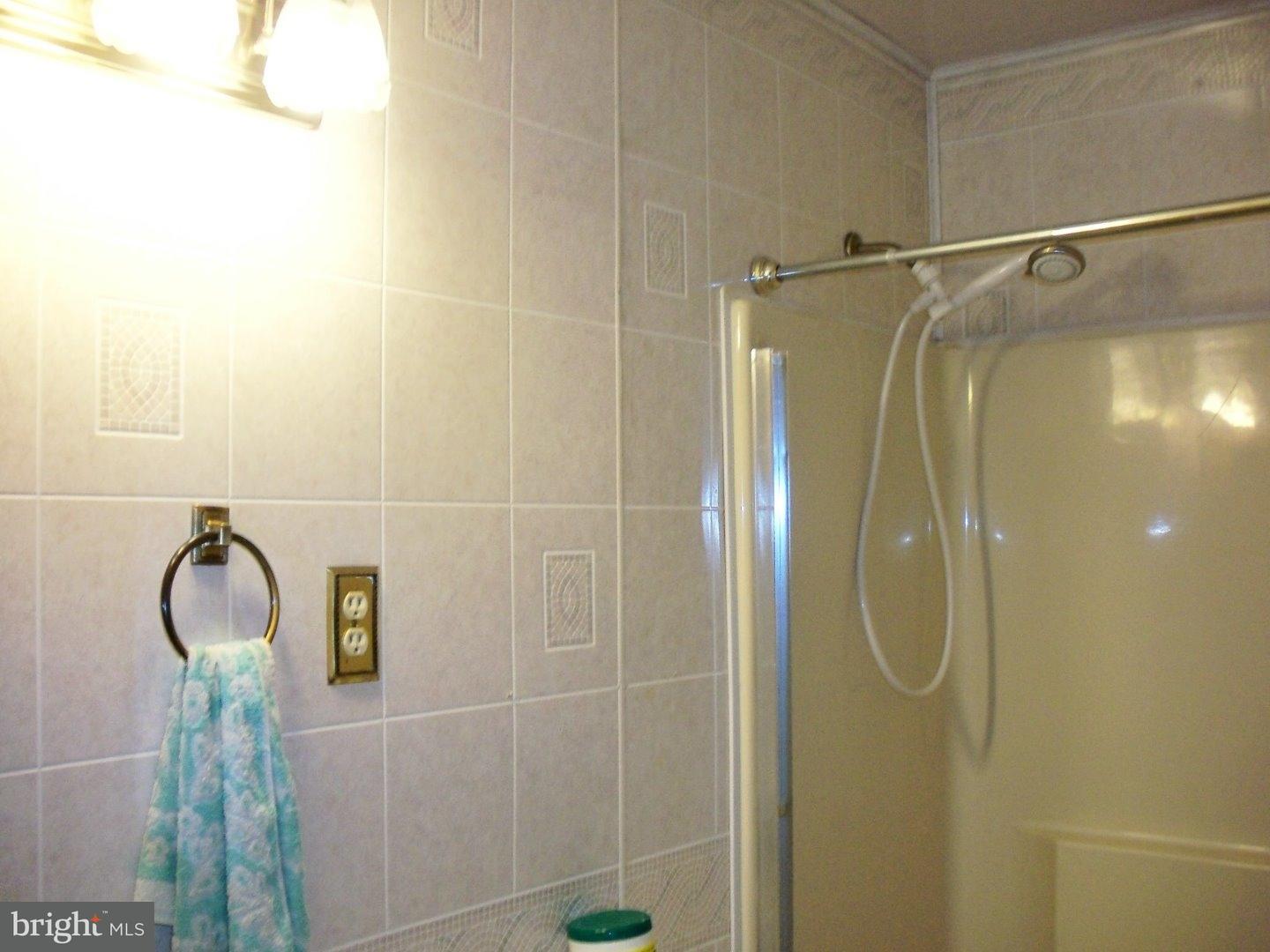 149 Saxton Road Dover, DE 19901 - Photo 10 of 25 Bathroom
