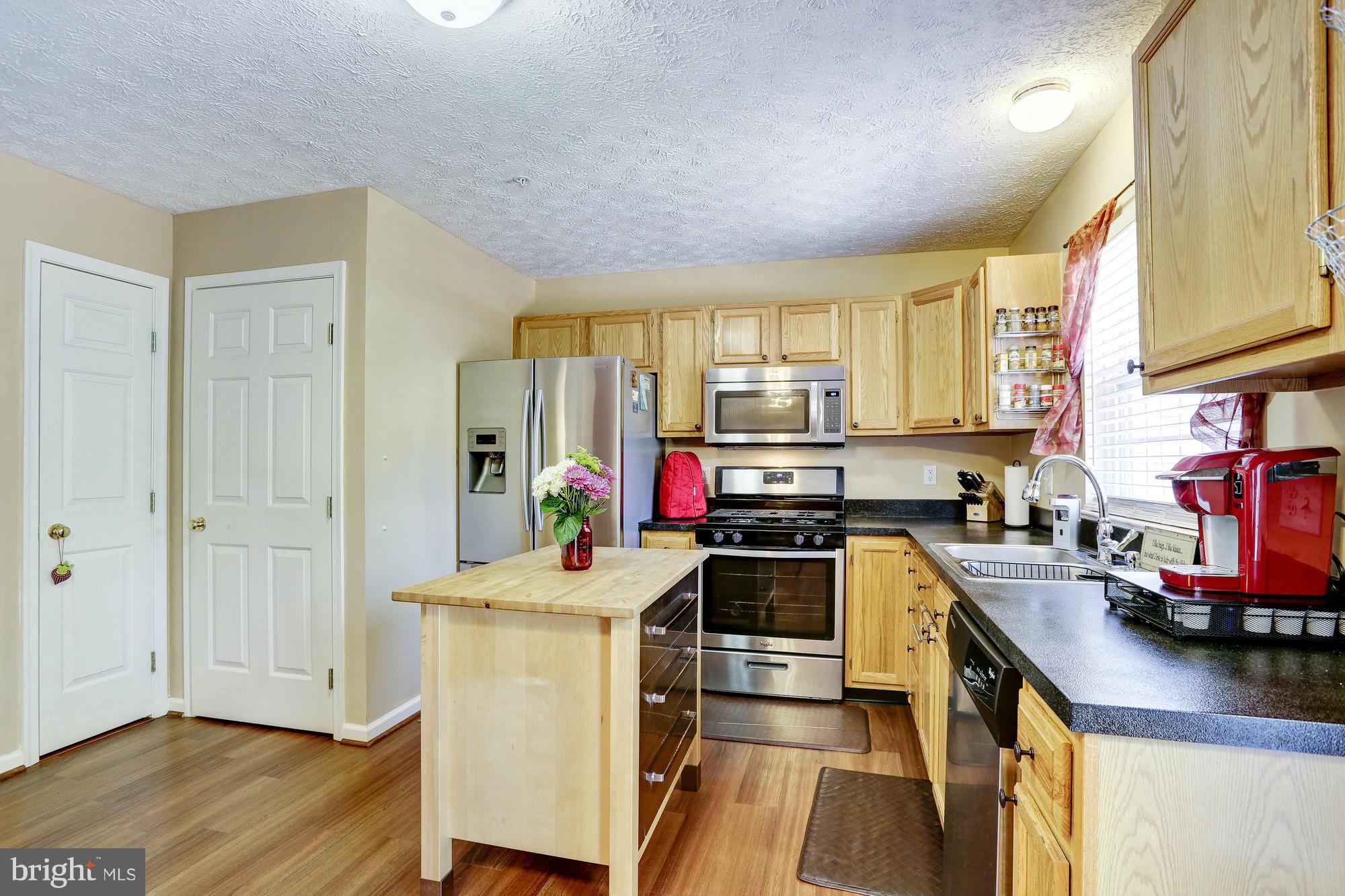 704 Summer Ridge Court Odenton, MD 21113 - Photo 9 of 30 Kitchen
