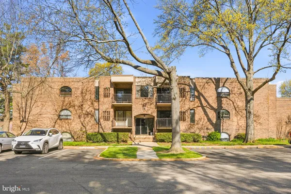 $275,000 | 11 Silverwood Circle, Unit 1, Annapolis, MD 21403