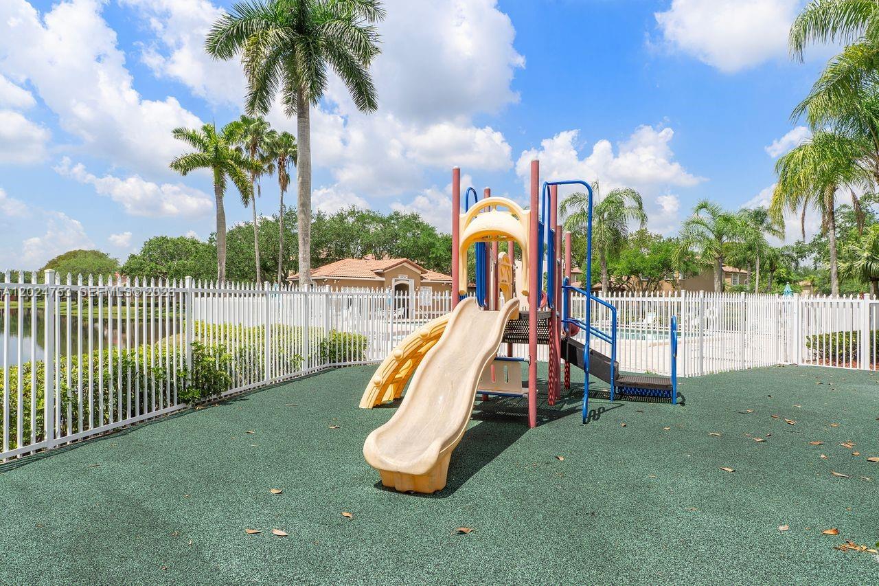 16035 Emerald Cove Road Weston, FL 33331 - Photo 35 of 36