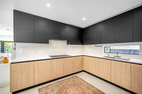 $2,490,000 | 530 Southwest 18th Terrace, Miami, FL 33129