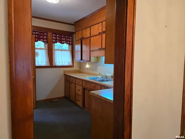 $86,000 | 1195 South Main Street, Canton, IL 61520