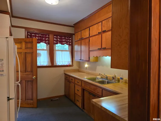 $86,000 | 1195 South Main Street, Canton, IL 61520