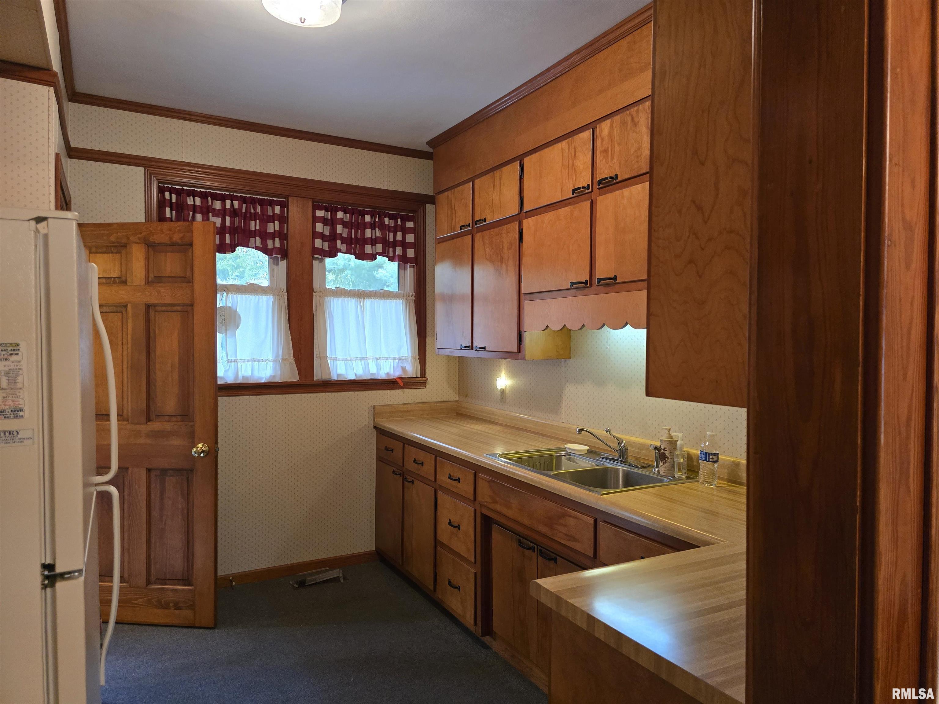 1195 South Main Street Canton, IL 61520 - Photo 24 of 40