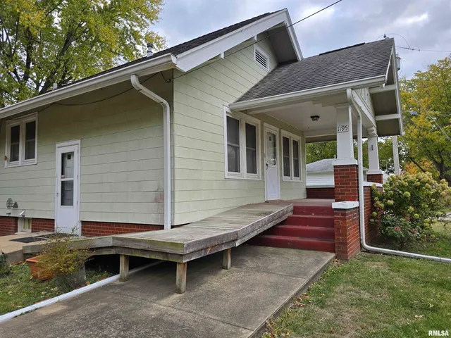 $86,000 | 1195 South Main Street, Canton, IL 61520