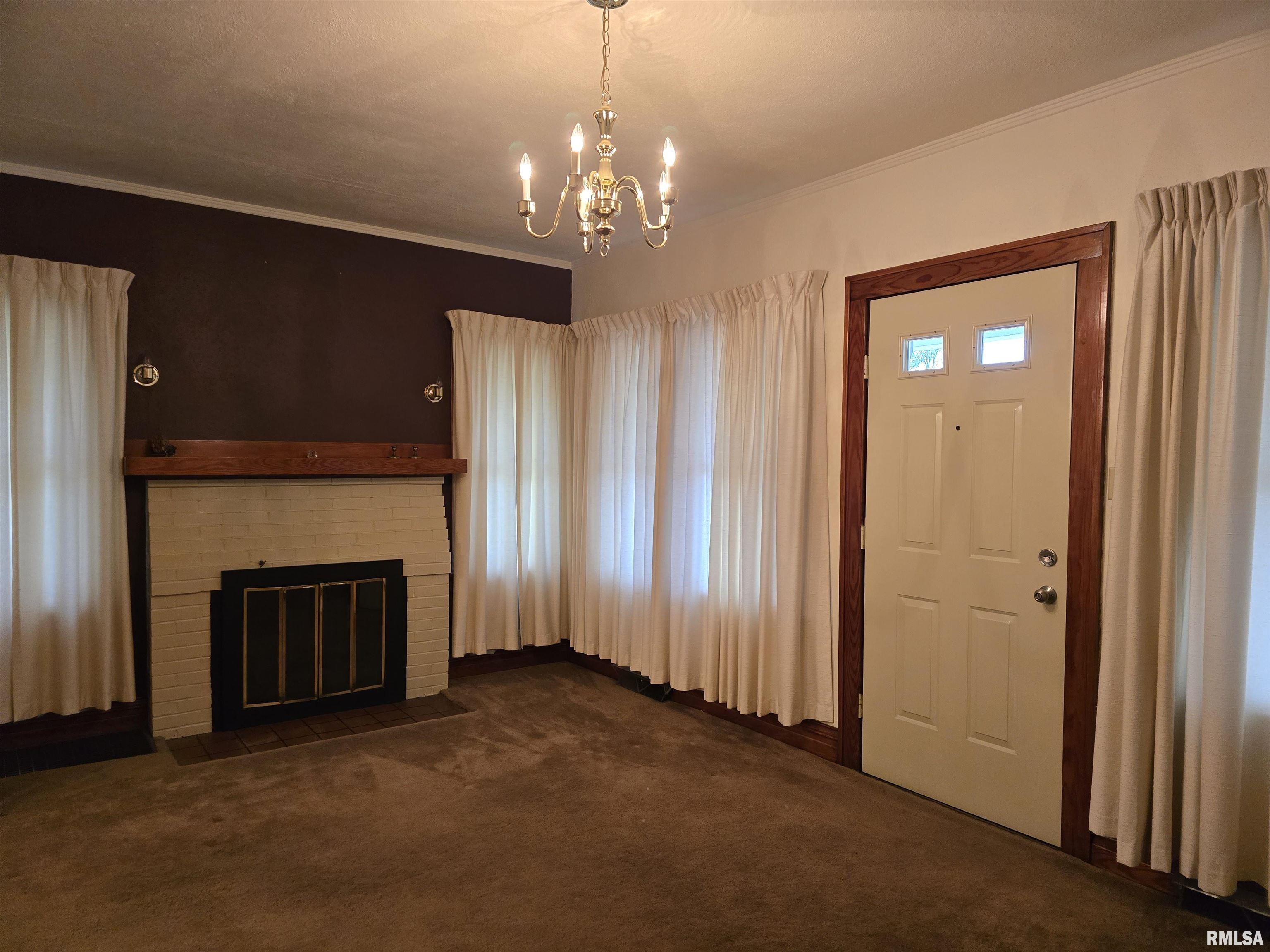 1195 South Main Street Canton, IL 61520 - Photo 5 of 40