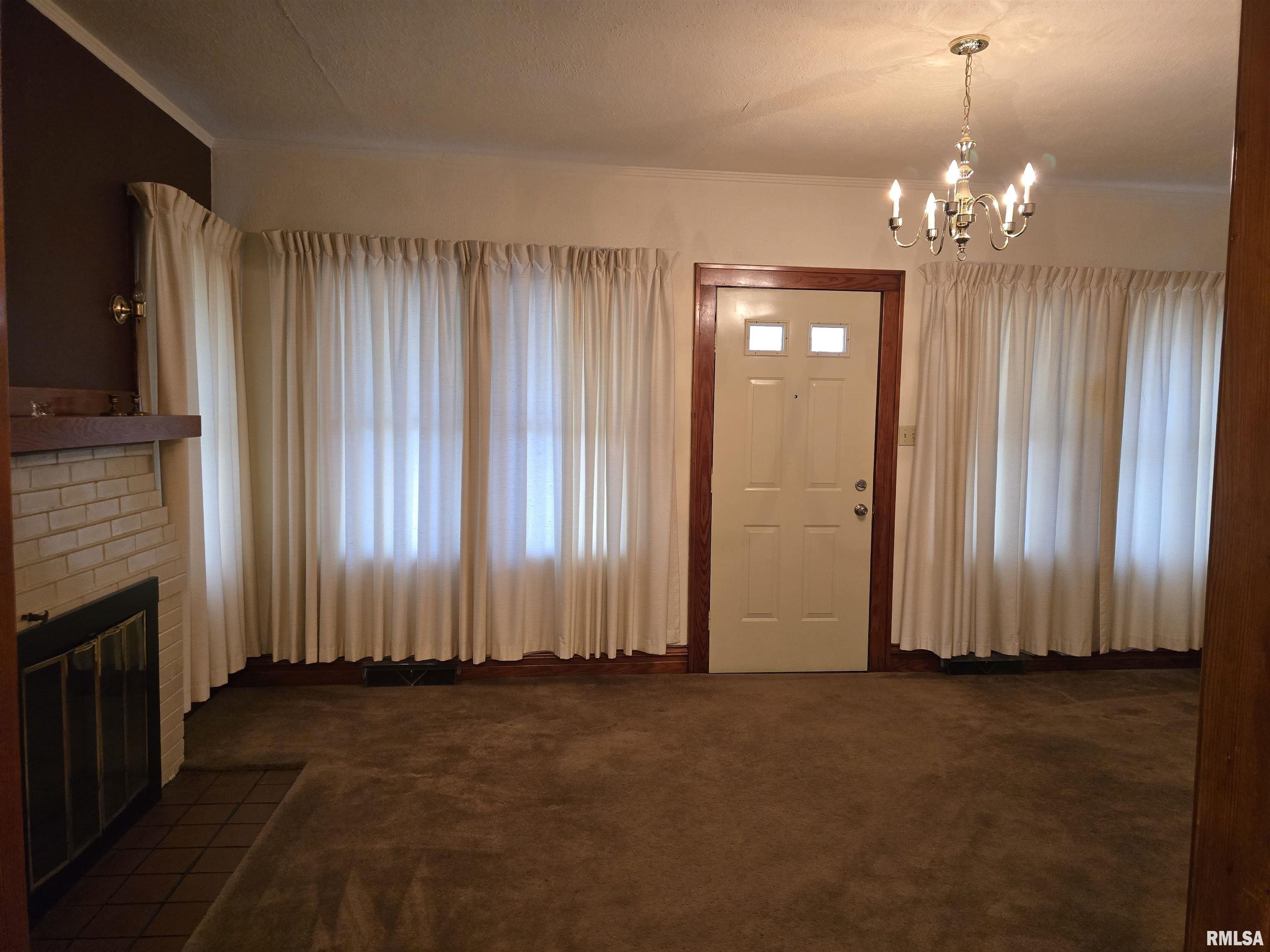 1195 South Main Street Canton, IL 61520 - Photo 7 of 40