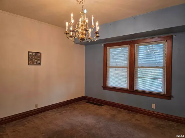 $86,000 | 1195 South Main Street, Canton, IL 61520