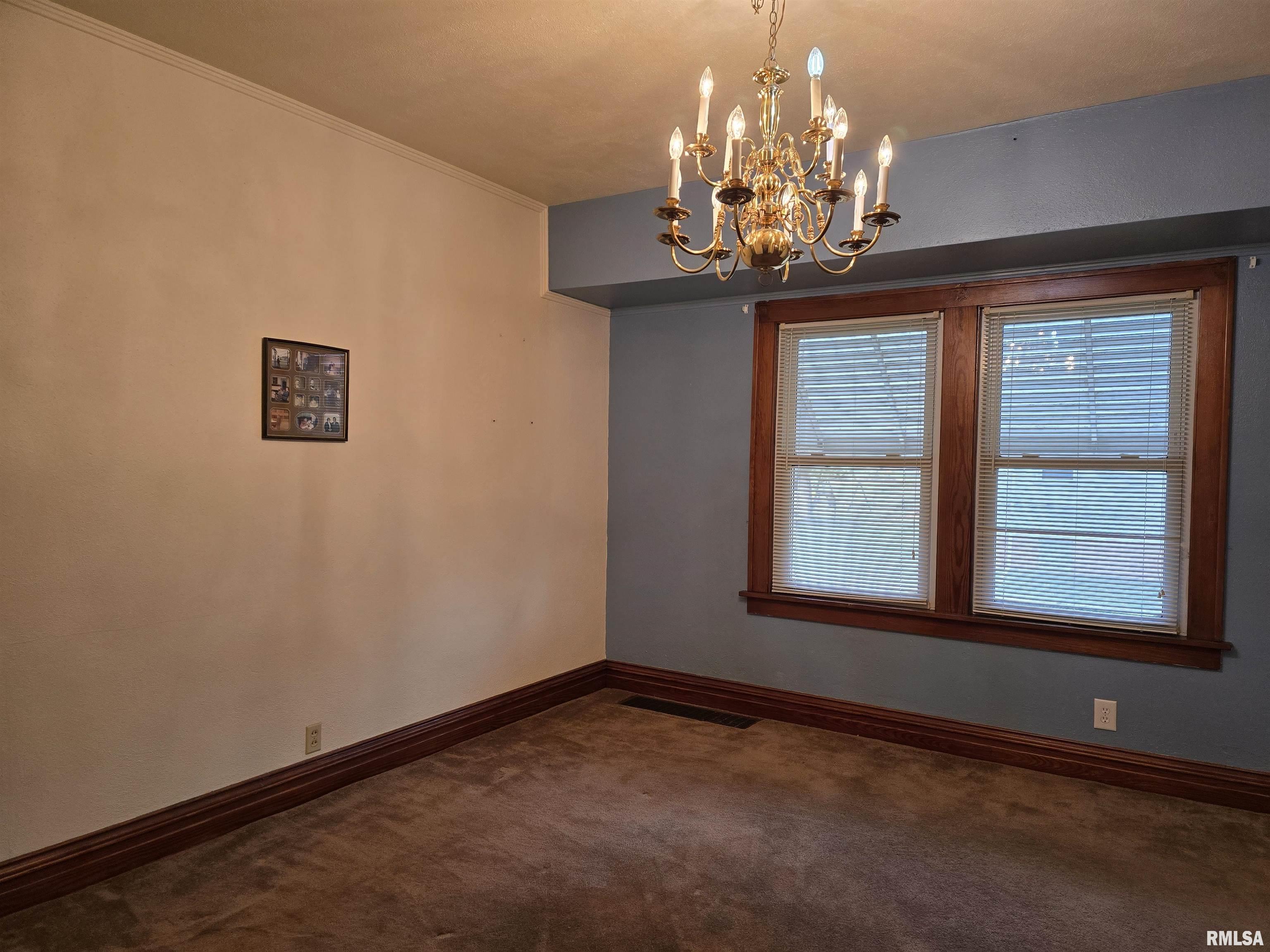 1195 South Main Street Canton, IL 61520 - Photo 10 of 40