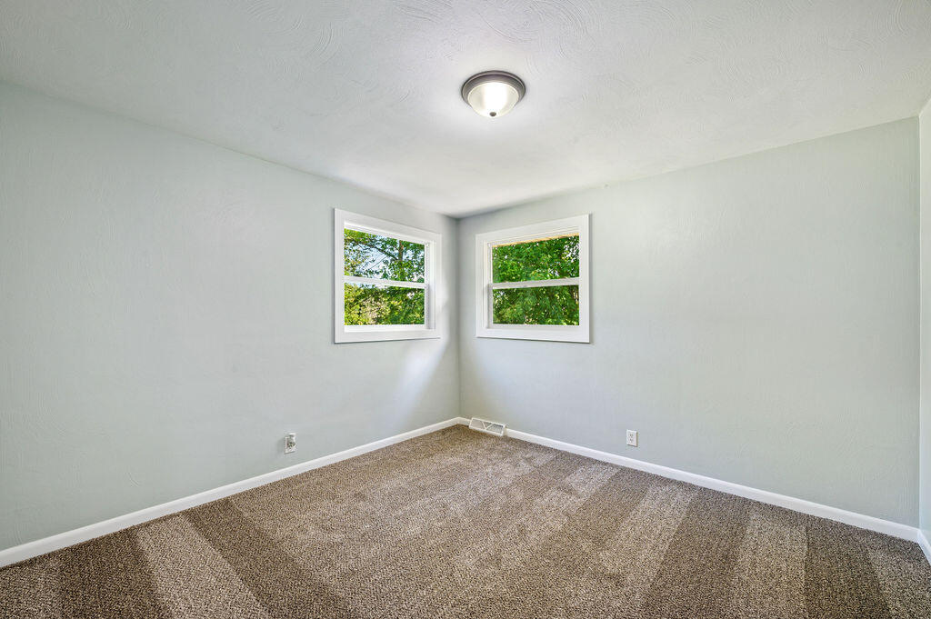 13607 Wolkins Road Buchanan, MI 49107 - Photo 12 of 33 14