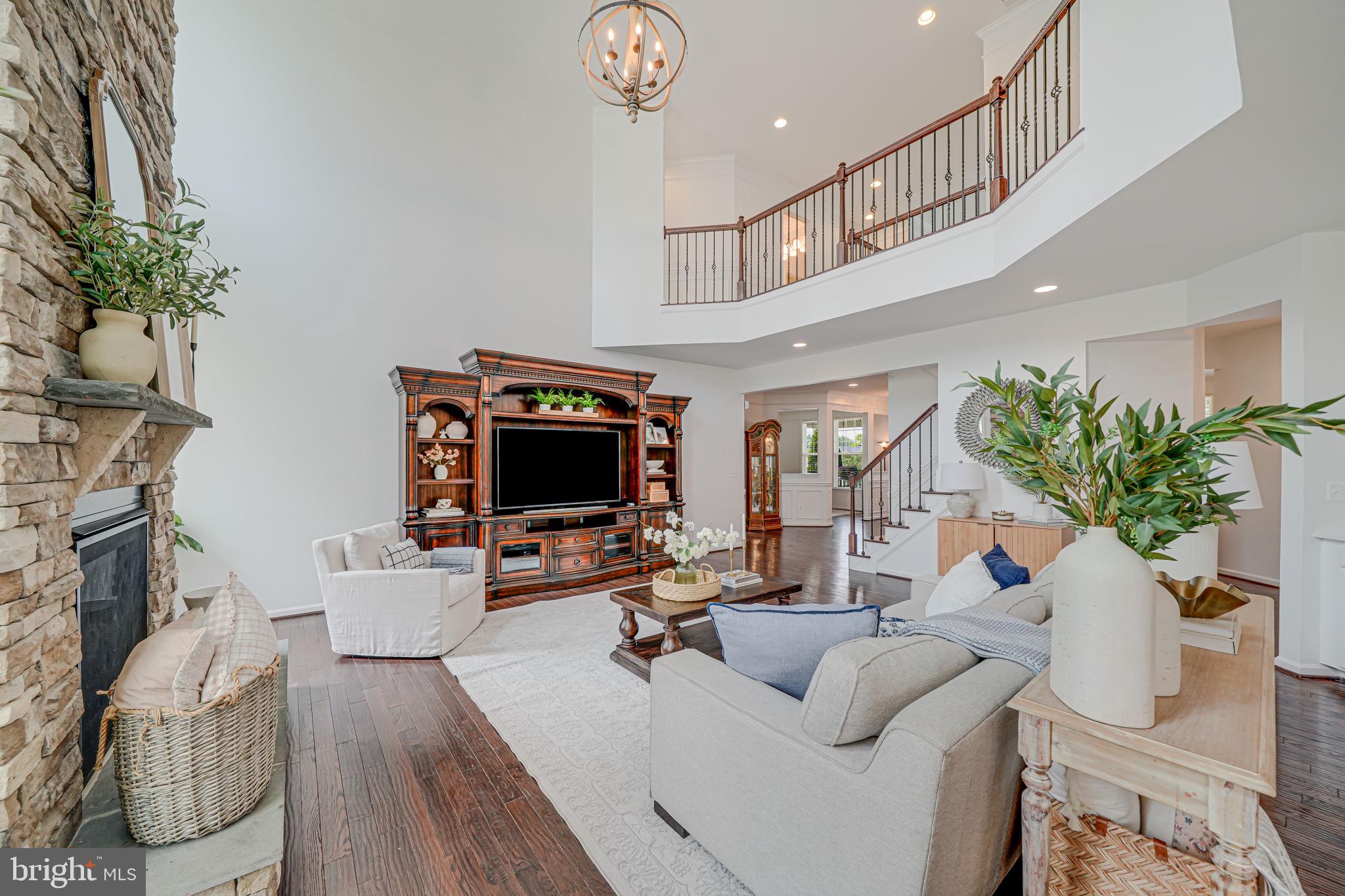 40976 Maplehurst Drive Aldie, VA 20105 - Photo 4 of 63