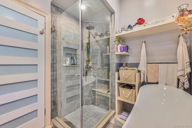 $925,000 | 129 Guenther Avenue, Valley Stream, NY 11580