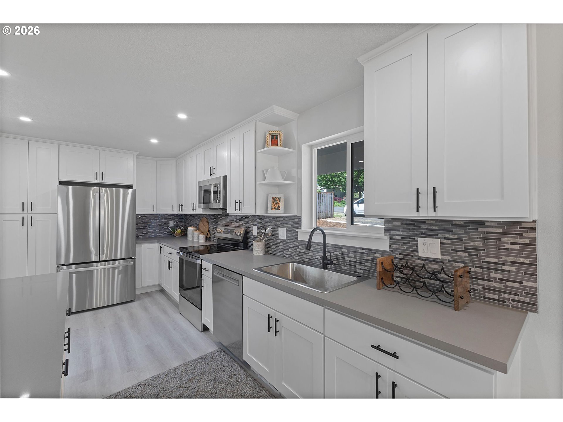 4686 Cornwall Street West Linn, OR 97068 - Photo 11 of 41