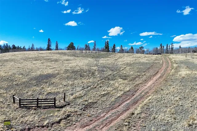 $450,000 | 4019 Buffalo Ridge Road, Como, CO 80432