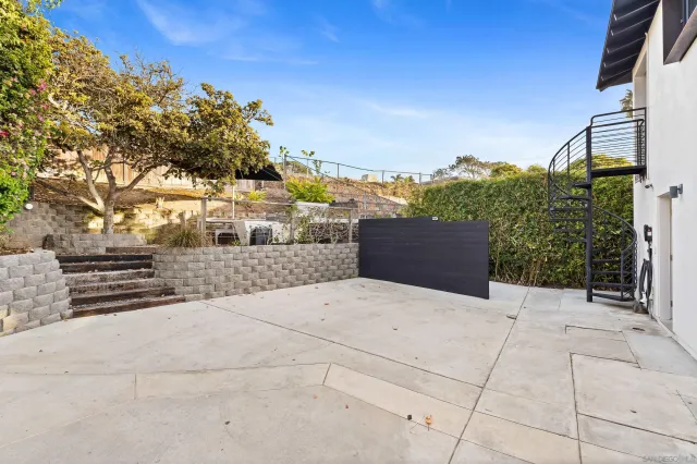 $6,995,000 | 1715-17 Coast Boulevard, Del Mar, CA 92014