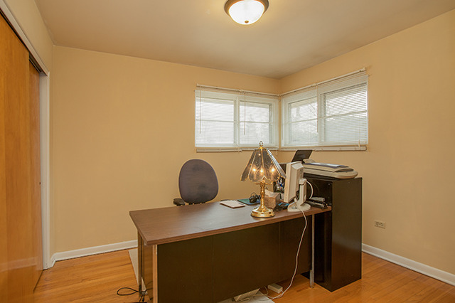 N727 Peter Road Wheaton, IL 60187 - Photo 21 of 24