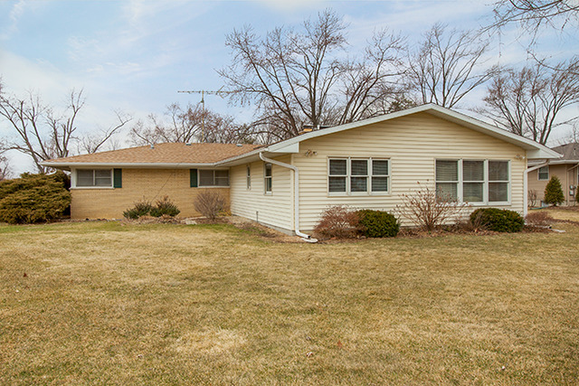 N727 Peter Road Wheaton, IL 60187 - Photo 23 of 24