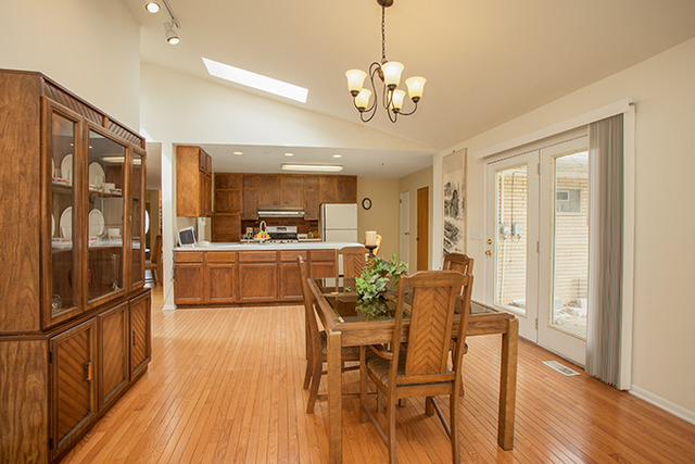 N727 Peter Road Wheaton, IL 60187 - Photo 7 of 24