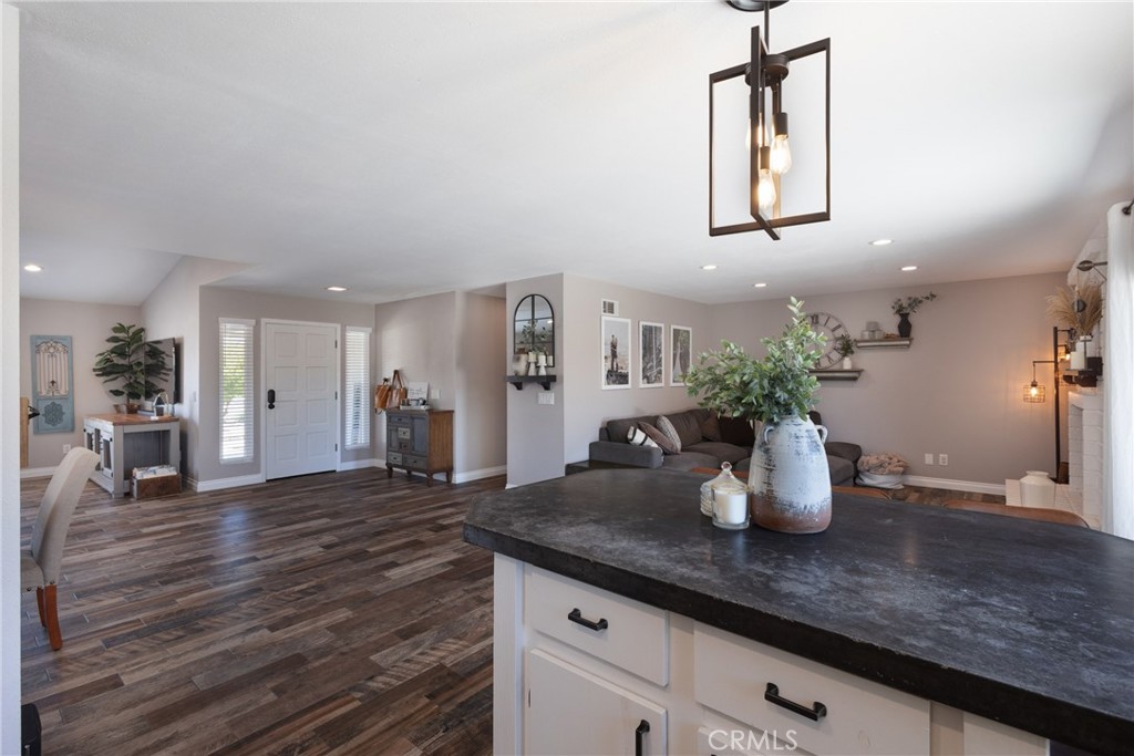 40 Galaxy Way Lompoc, CA 93436 - Photo 10 of 46