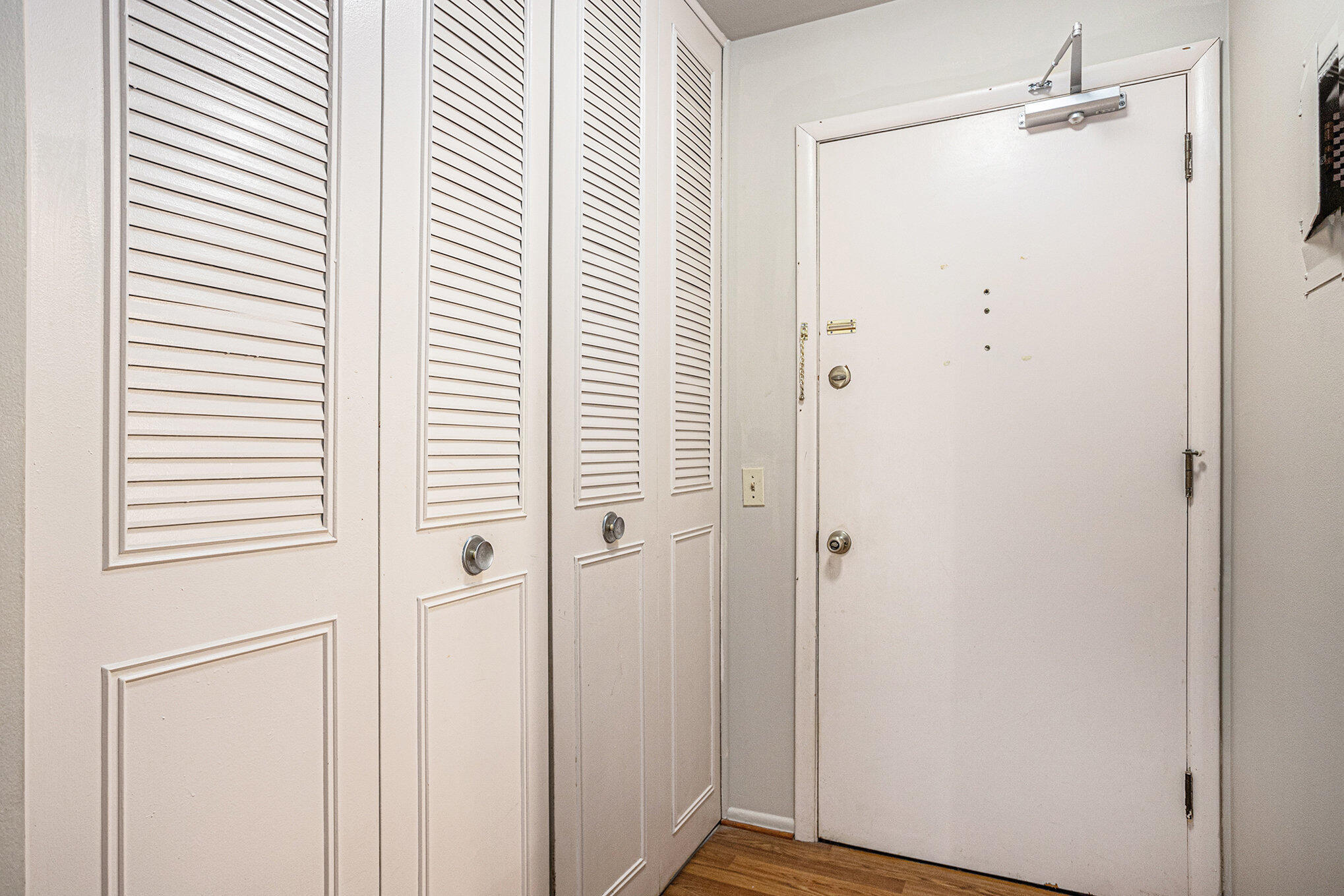 616 Lynn Avenue, Unit 23 Kalamazoo, MI 49008 - Photo 2 of 20 002_file_490