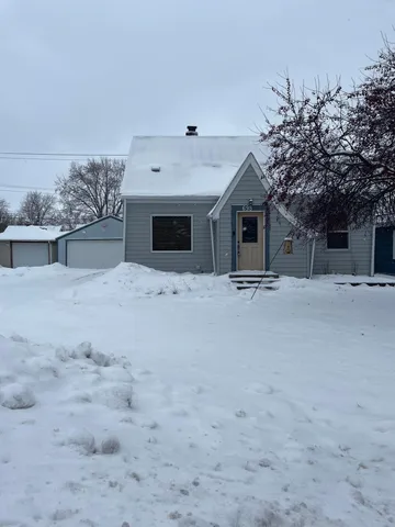 $344,900 | 698 Larpenteur Avenue West, St. Paul, MN 55113