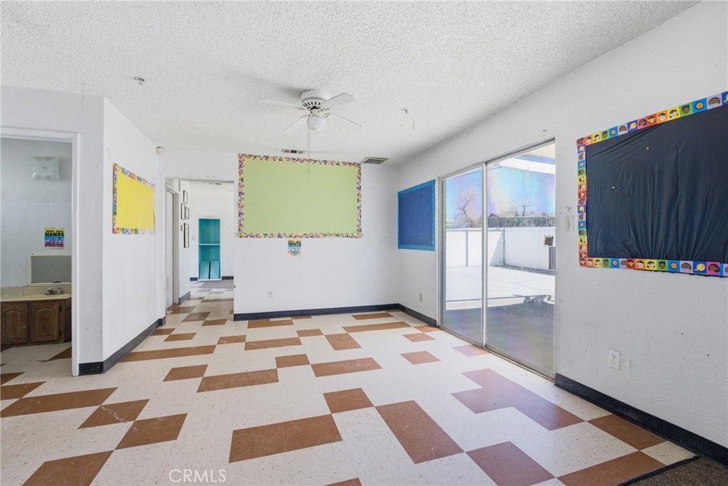 15637 Tuscola Road Apple Valley, CA 92307 - Photo 27 of 57