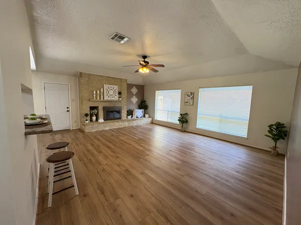 $1,800 | 4834 Bridgemont Lane, Spring, TX 77388